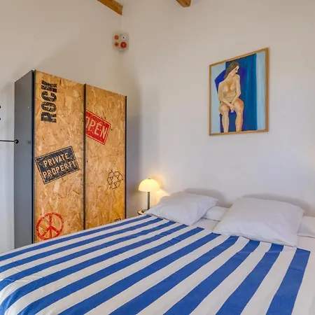 La Madrague St Vincent A Le Grau-dʼAgde