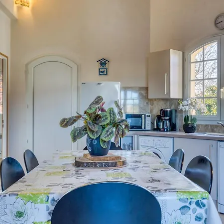 La Madrague St Vincent A