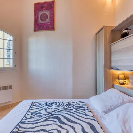 La Madrague St Vincent A